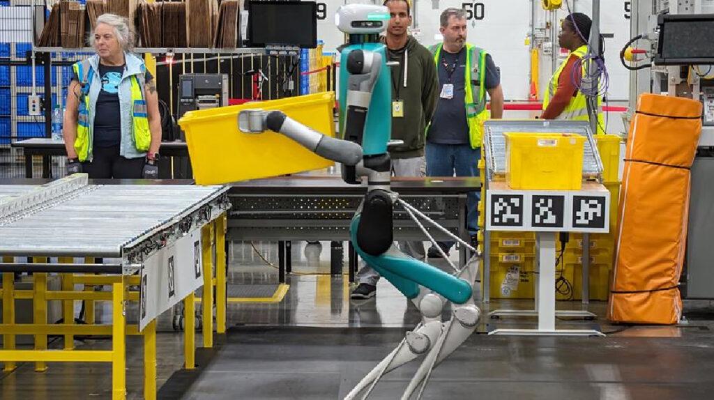 Noticia: Amazon implementa robots con inteligencia artificial para sus almacenes