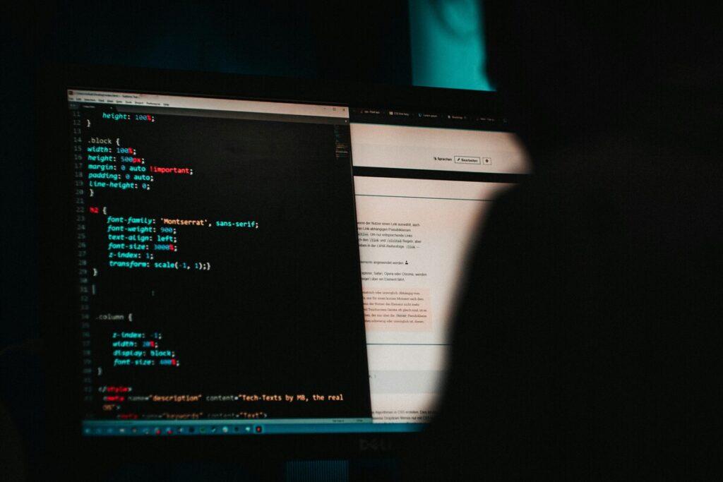 Noticia: Un hacker publica 100 millones de contraseñas robadas. Así puedes saber si tus credenciales se han filtrado en Internet