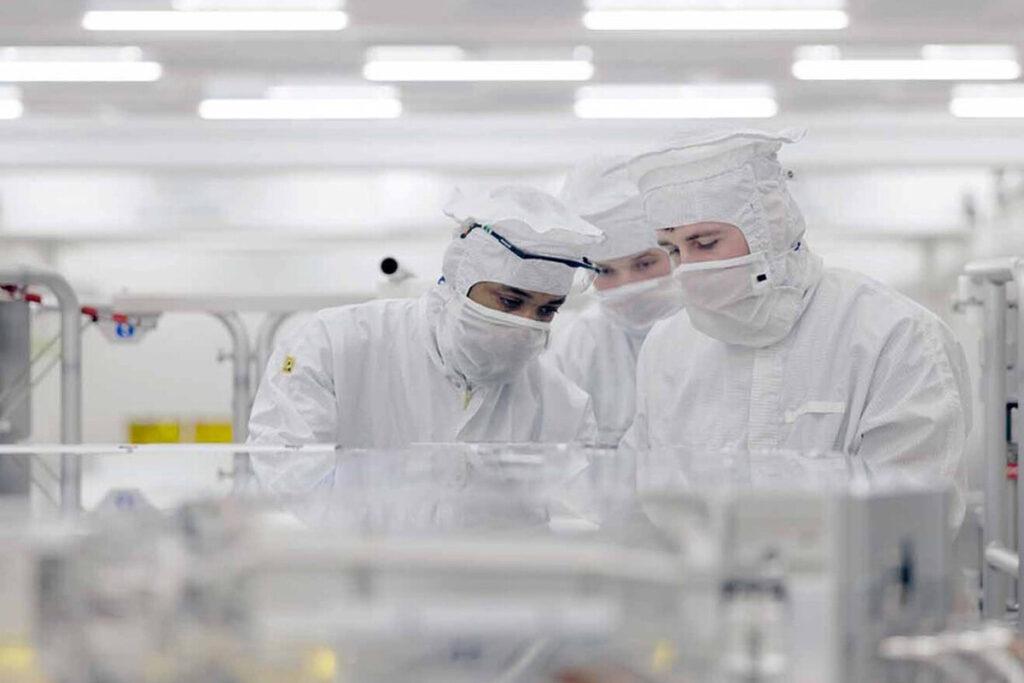 Noticia: Un paso más cerca de los chips de 1 nm, Intel ya ha completado las pruebas con la máquina de litografía más avanzada